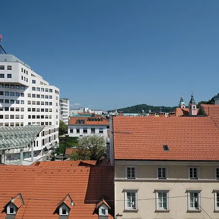 Apartment Lawyers Loft In Heritage Skyscraper Ljubljana